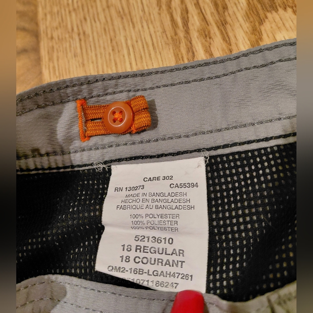 Lee Gray Cargo Shorts - Picture 7 of 7